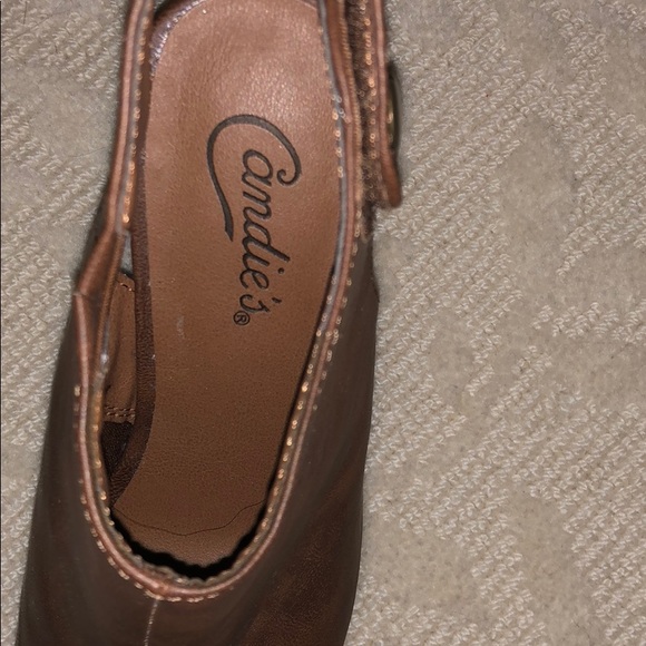 Heels - Picture 2 of 3